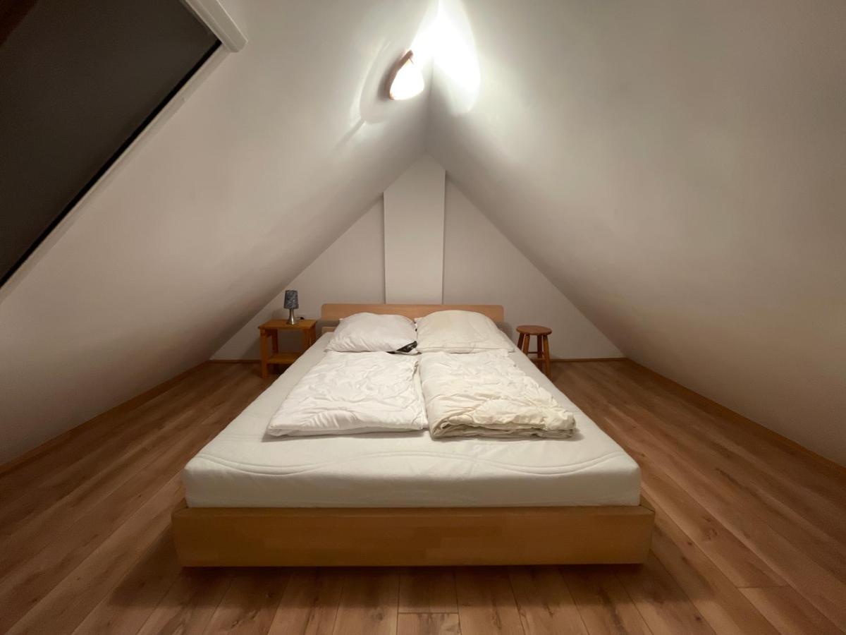 Hospoda-Ferienhaus Am Olba-See Malschwitz Buitenkant foto